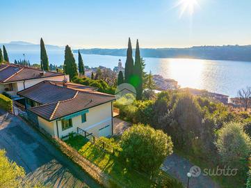 CASA SEMINDIPENDENTE A SALÒ