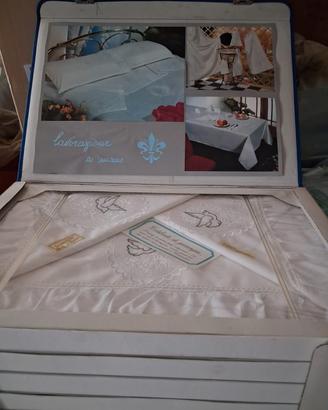 Corredo matrimoniale vintage (4 box disponibili)