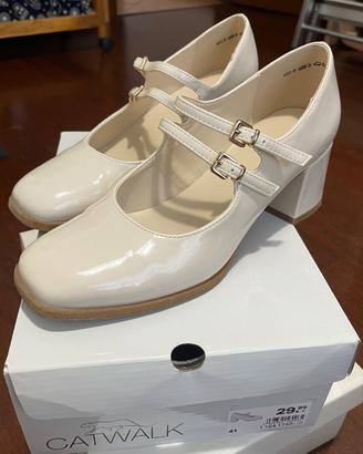 Scarpe vernice avorio