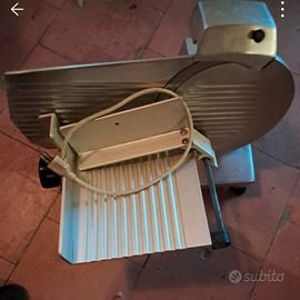 Affettatrice semiprofessionale