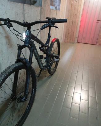 MTB Rockrider AM50S Full Suspension 