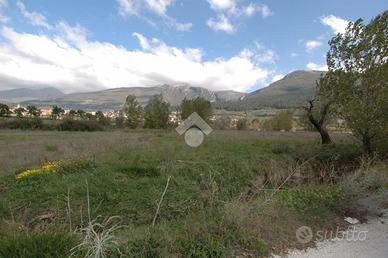 TER. RESIDENZIALE A GUALDO TADINO