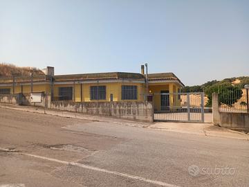 Oschiri Capannone Commerciale