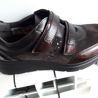 Scarpe donna nuove n.36