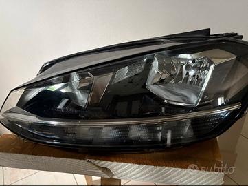 Faro alogeno Sx Golf 7 Restyling