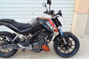 Ktm duke 125 abs