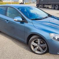 Volvo V40 D3