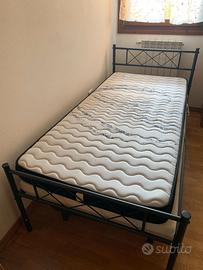 STRUTTURA LETTO CON TOPPER E RETE CON DOGHE
