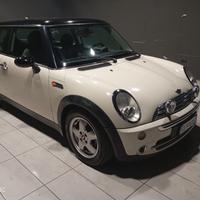 MINI COOPER DEL 2005 BENZINA 150.000 KM