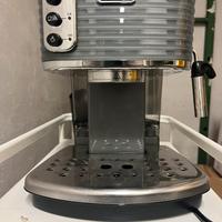 Macchina caffe delonghi scultura