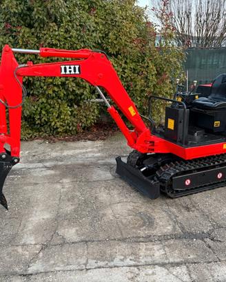 E284 - Escavatore 15 q IHI