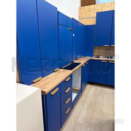 CUCINA GRANDE ANGOLARE LEGNO BLU + P COTT INDU + C