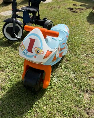 Moto cavalcabile Chicco per bambini