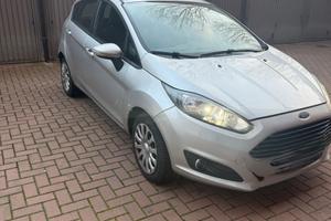 Ford fiesta 1.4 benz gpl
