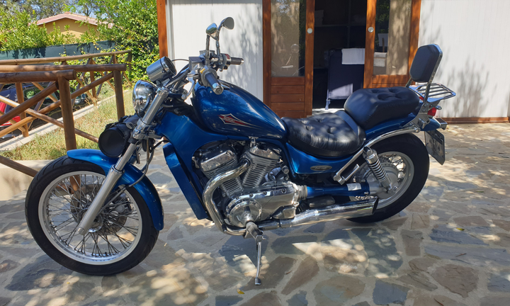 Suzuki intruder 600 1996