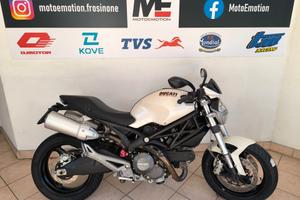Ducati Monster 696