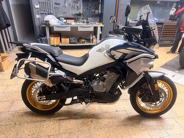 Cf Moto 800MT EXPLORE