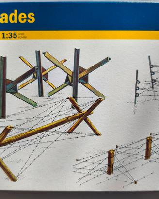 kit ITALERI in scala 1:35 Barricades