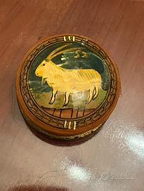 Piccola scatola in legno vintage