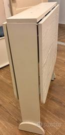 Tavolo pieghevole salvaspazio