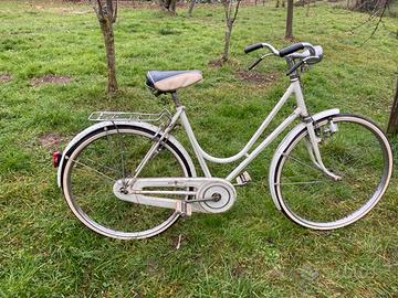 Bici Bianchi donna anni 50/60