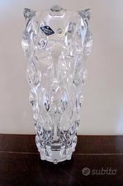 vaso scultoreo in cristallo di bohemia treasury  
