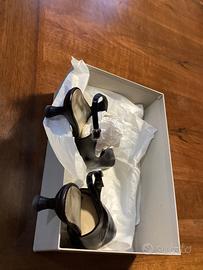 Sandalo BB in pelle nera