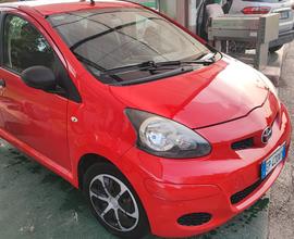 TOYOTA Aygo 1ª serie - 2010