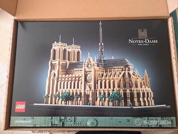 Lego 21061 Notre-Dame de Paris  NUOVO MISB