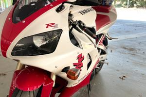 R1 2001