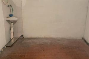 Box in garage Borgoratti - via Tanini