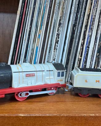 Trenino Thomas  & friends Gullane mattel con vagon
