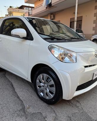 Toyota iQ 1.0 CVT Trend Automatica