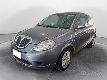 Lancia Ypsilon 1.2 8v Versus