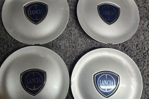 coprimozzo lancia ypsilon 