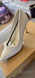 Scarpe con tacco