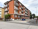 2-locali-con-box-e-cantina