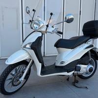 Piaggio Liberty 125 Full Opts - 2011