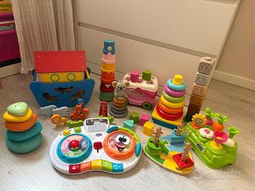 Giocattoli vari per bambini 0-3 anni