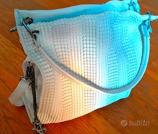 Elegante borsa bianca 