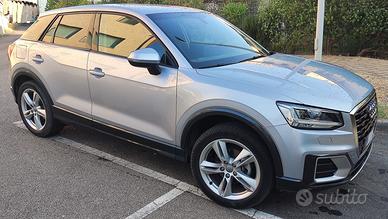Audi Q2 30 TDI Admired S tronic