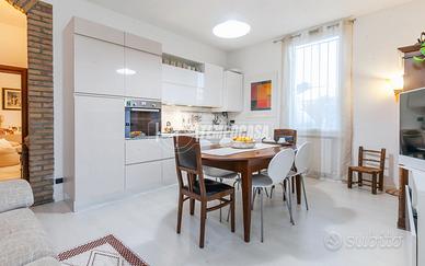 2 LOCALI CUCINA ABITABILE, COMPLETAMENTE RISTRUTTU