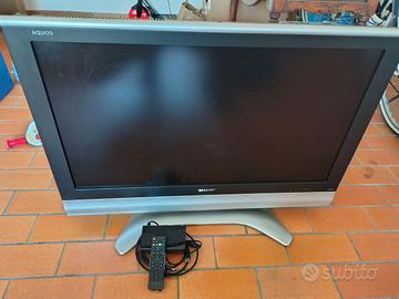 Televisione LCD  SHARP