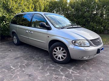 Chrysler Grand Voyager LX CRD 2.5