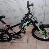 Bici Btwin RacingBoy 500.
Misura 20.