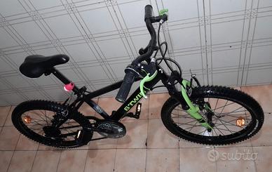 Bici Btwin RacingBoy 500.
Misura 20.