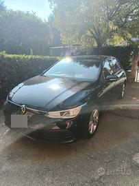 Volkswagen Golf 8 2.0 tdi 150cv