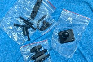 Attacco manubrio moto, braccio corto e piastra