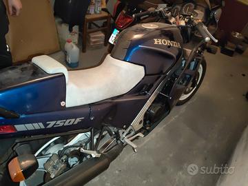 honda vfr750