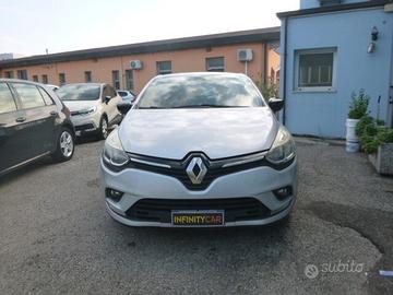Renault Clio 1.2 75CV 5 porte Life NEOPATENTATI